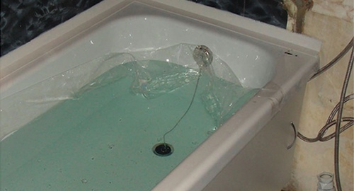 Установкой акрилового вкладыша | Чусовой